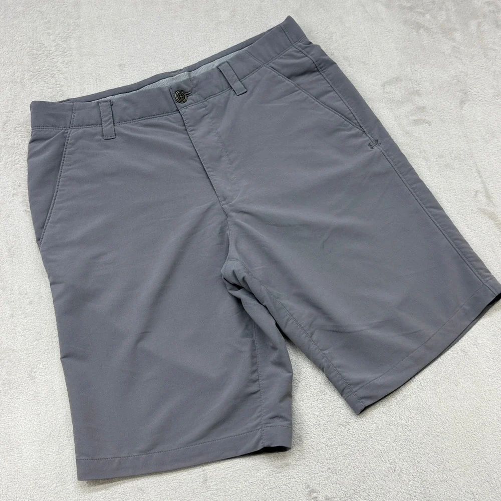 Under Armour Golf Shorts Mens 32 Grey Performance Loose Fit Flat Front Stretch